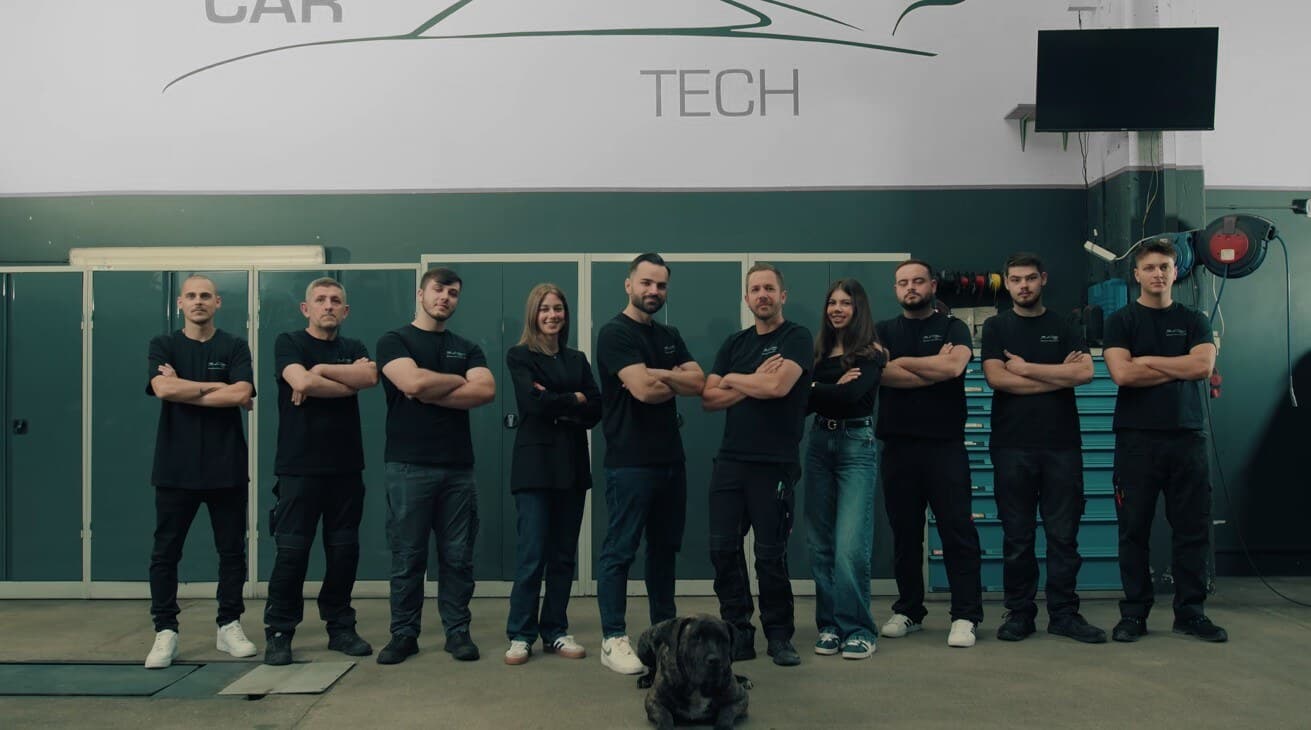 Das Team von CarTech Dornbirn